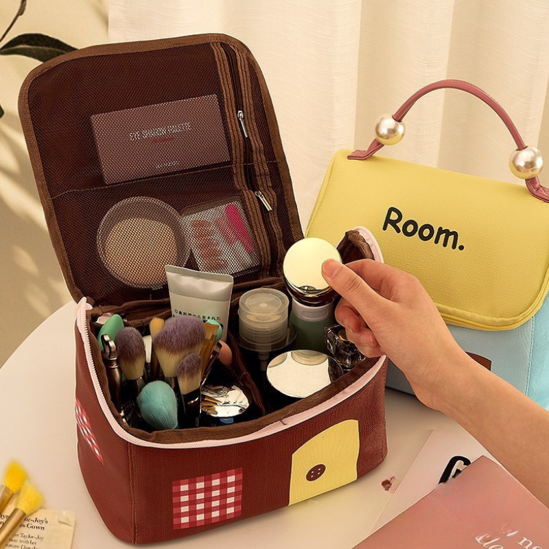 Little House Cosmetic Bag — product image 9