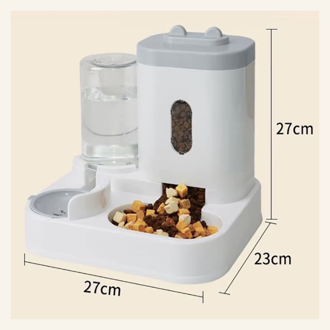 Pet feeder dimensions 27 by 23 by 27 centimetres