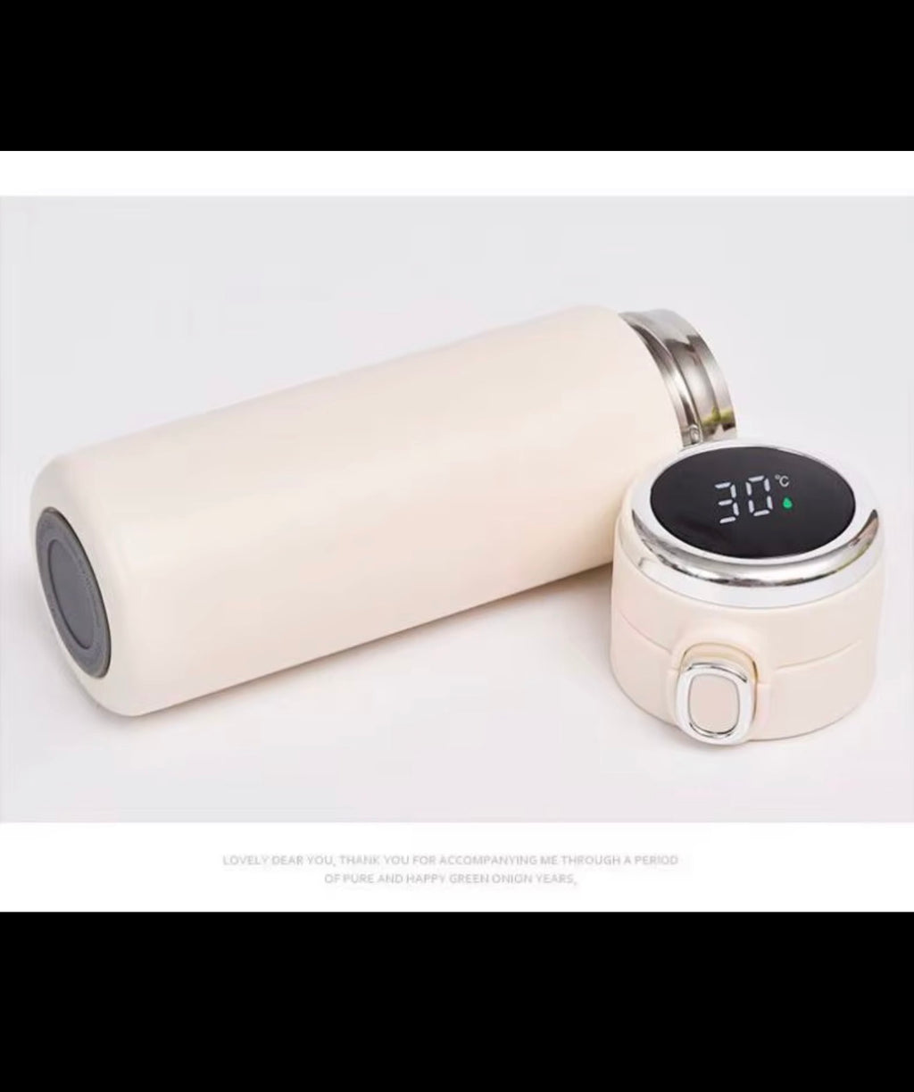 Smart temperature display stainless steel bottle in white